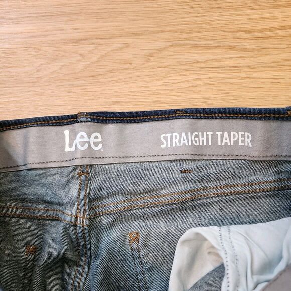 Lee Modern Jeans Mens 34x32 Blue Denim Straight Fit Tapered Leg Stretch Outdoors - Picture 7 of 11